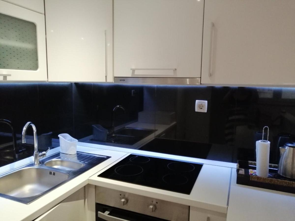 Gabi Apartamento Makarska Exterior foto